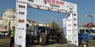 Pendik’te off-road yarışları nefesleri kesti