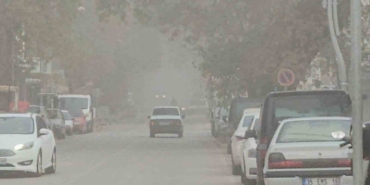 Sındırgı’da sis etkili oldu