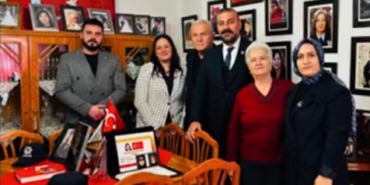 MHP Edirne teşkilatı, şehit ailelerinin evine misafir oldu