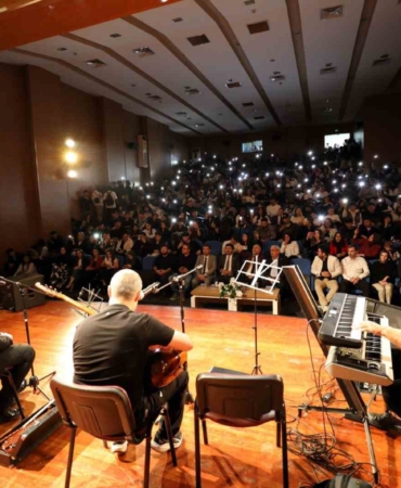 SUBÜ’den uluslararası öğrencilere türkü konseri