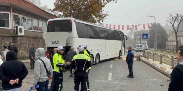 Tur otobüsünün ters yön hatası pahalıya mal oldu