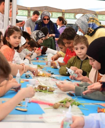 Edebiyatın kalbi 9 gün boyunca Osmangazi’de attı