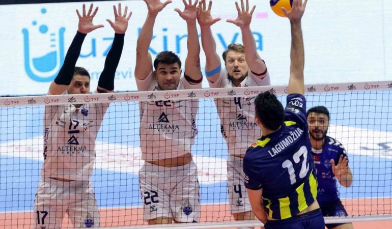 Efeler Ligi: Altekma: 1 - Fenerbahçe: 3