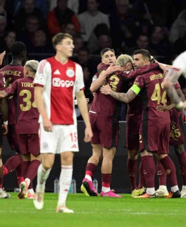 UEFA Şampiyonlar Lig: Ajax: 0 - Galatasaray: 3 (Mac sonucu)