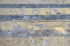 Ataşehir’de bina kolonlarında patlama paniği