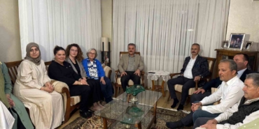 MHP, "Terörsüz Türkiye" hedefiyle kapı kapı vatandaşla buluşuyor