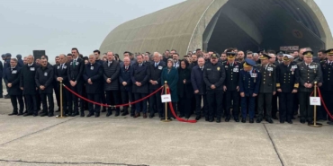 Bursa şehitlerine sis engeli...Şehitleri taşıyan uçak sisten dolayı Bursa’yı pas geçti