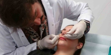 Tuzla Devlet Hastanesi’nde yapay zekâ destekli estetik cerrahi dönemi başladı