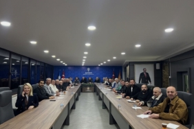 Toplantı, şehit İlhan Ongan için okunan Fatiha ile başladı