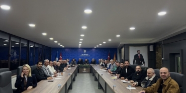 Toplantı, şehit İlhan Ongan için okunan Fatiha ile başladı