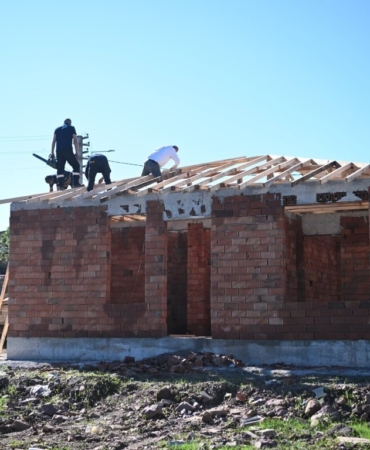 Sarımeşe’ye modern spor tesisi