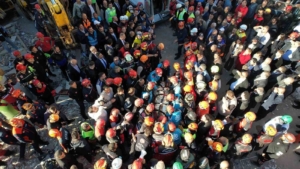 Gebze’de enkazdan sağ kurtulan Dilara, hastaneden taburcu oldu