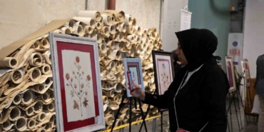 Kağıtta açan çiçekler sergisi açıldı