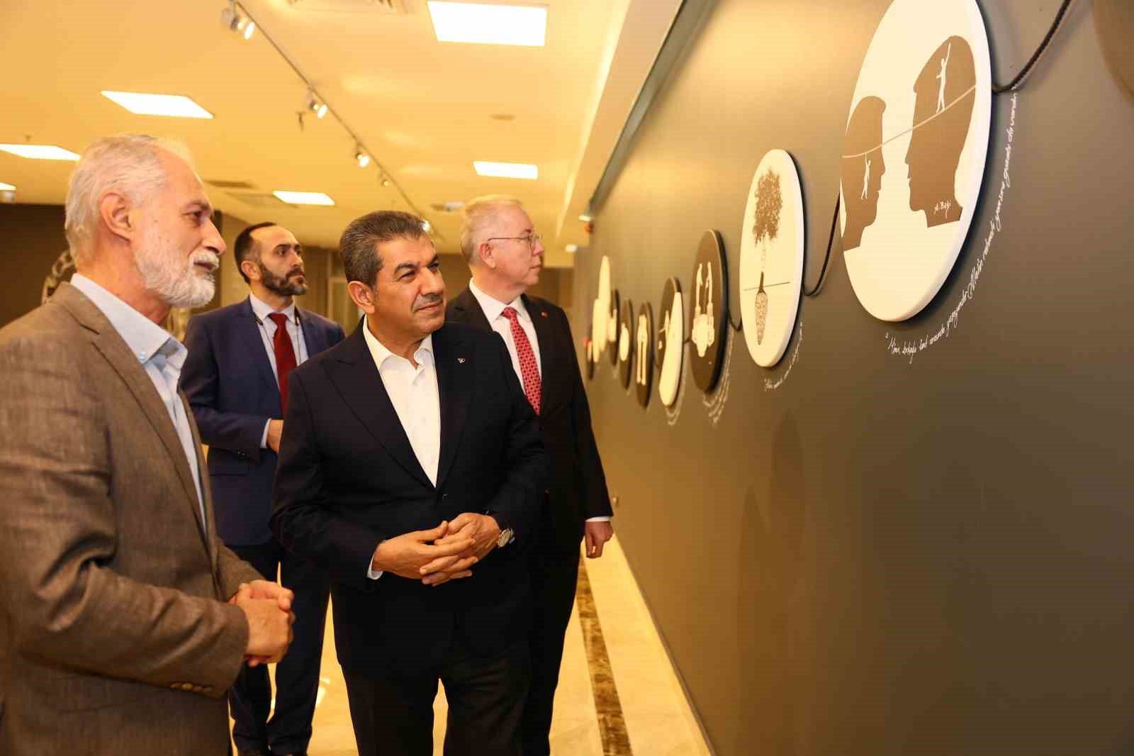 Esenler’de ‘Tesbihat’ sergisi kapılarını açtı