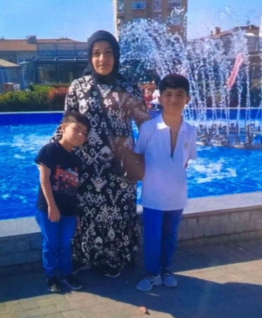 Yangında hayatını kaybeden Esma’nın eşi: "Birbirlerine sarılarak ölmüşler"