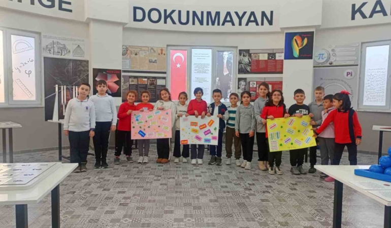 2 bin öğrenci matematik müzesi ve atölye etkinliklerinden faydalandı