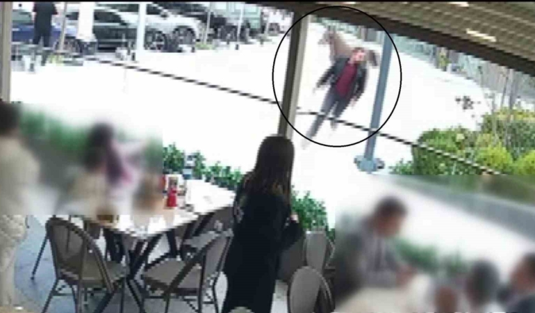 Ümraniye’de garip olay: Başıboş at vatandaşları dakikalarca kovaladı