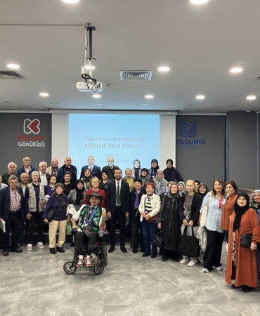 Büyükşehir’den yaşlı hakları konulu seminer