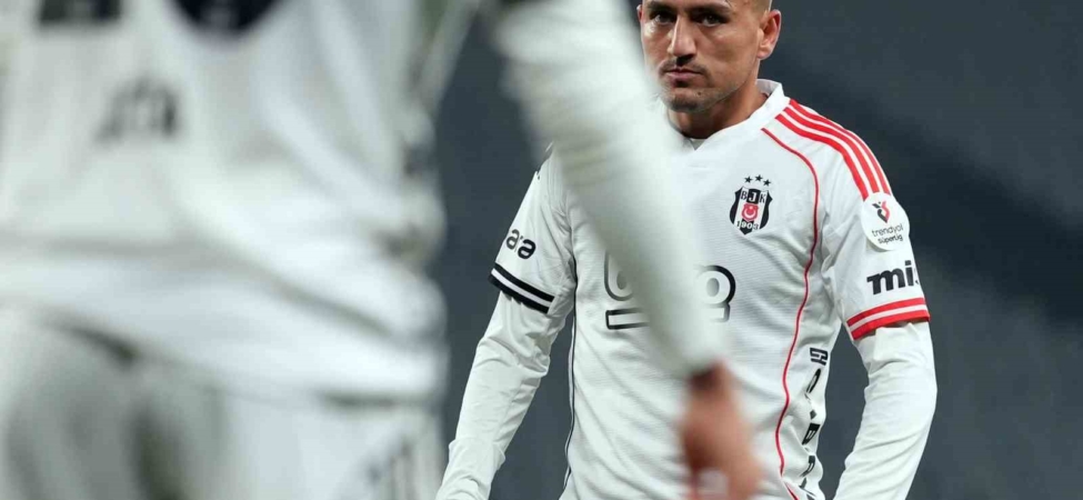 Beşiktaş’ta Cengiz Ünder penaltıyı kaçırdı