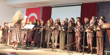 Balıkesir’de çok sesli kadın korosundan farkındalık konseri