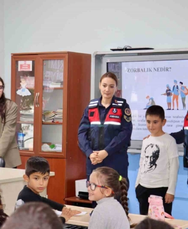 Çanakkale’de öğrencilere yönelik akran zorbalığı ve mahremiyet eğitimi