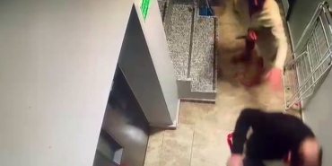 Kağıthane’de aldattığını öne sürdüğü eşi ve sevgilisini otelde basarak yaraladı, o anlar kamerada