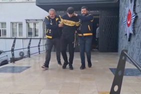 45’ten fazla bıçak darbesiyle eşini öldüren şüpheli adliyeye sevk edildi