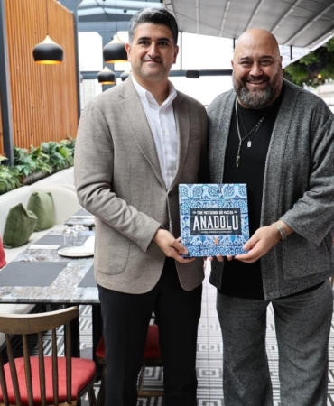 Atateras, ünlü şef Somer Sivrioğlu’nu Ataşehir’de ağırladı