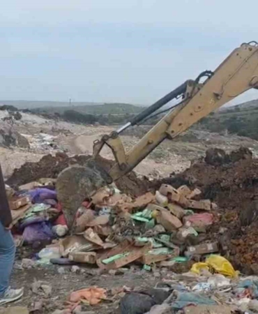 Çanakkale’de hijyenik olmayan şarküteri işletmesinde el konulan ürünler imha edildi