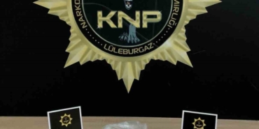 Lüleburgaz’da motosikletli şahıslardan uyuşturucu çıktı