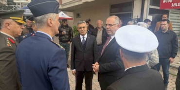 MSÜ Rektörü Prof. Dr. Erhan Afyoncu şehit ailesini ziyaret etti: "Fedakarlıkla çalışan çok sevdiğimiz bir komutanımızdı"