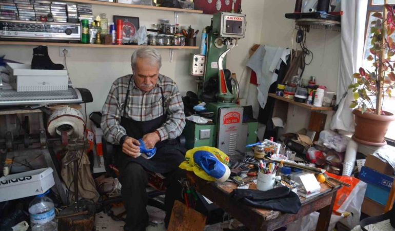 Ramazan ustanın 1 elinde 3 hüner