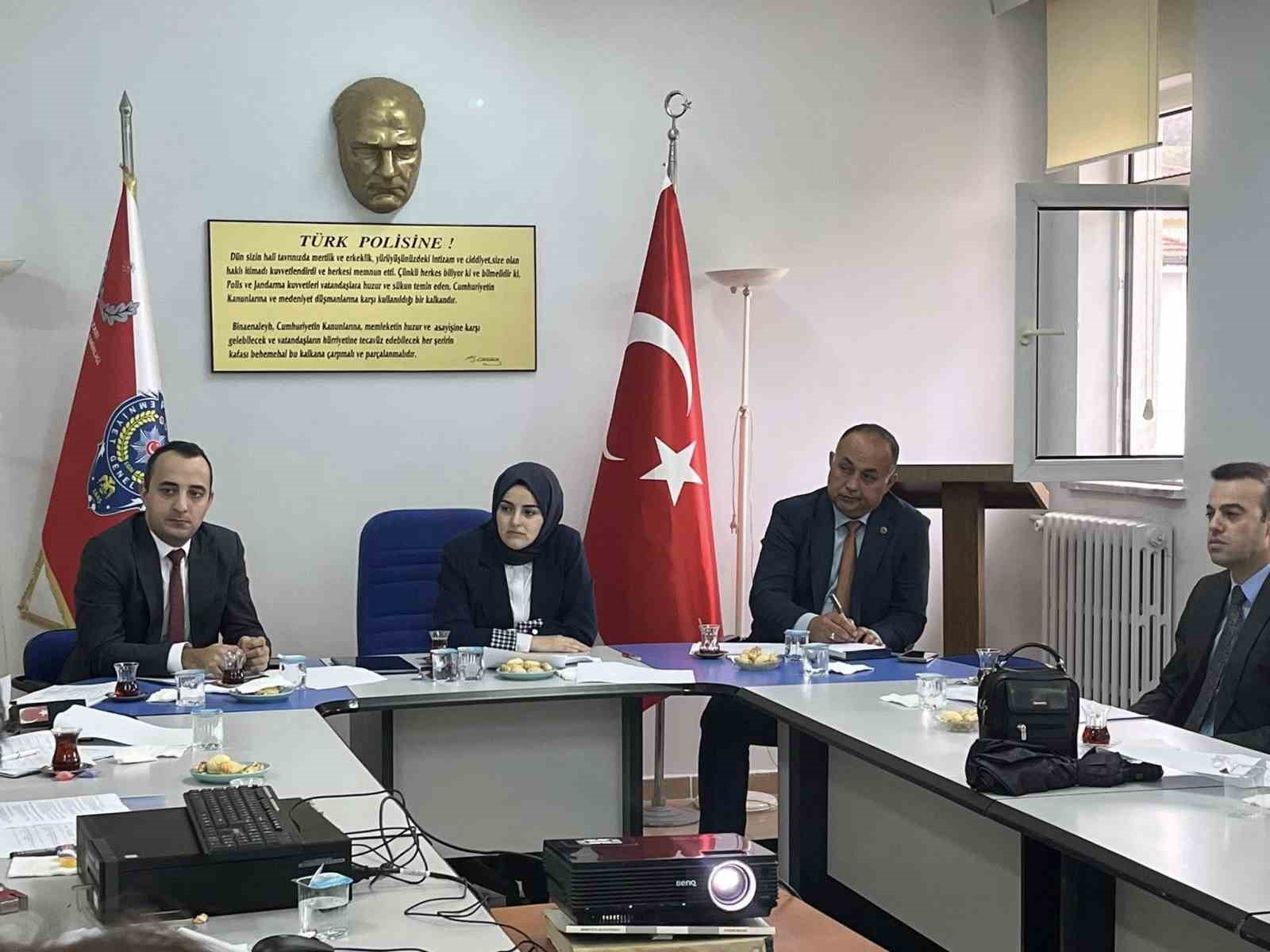 Gölpazarı’nda Bağımlılıkla Mücadele Toplantısı