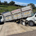 Çanakkale’de ticari araçla kamyonet çarpıştı; 2’si ağır, 5 yaralı