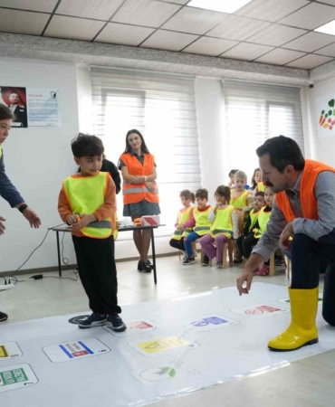 Osmangazi kreşlerinde miniklere iş güvenliği eğitimi