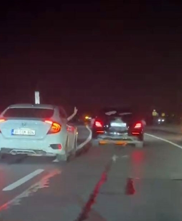 Bağcılar-Sultangazi yolunda tehlikeli düğün konvoyu