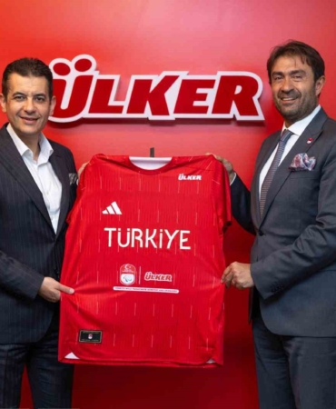 Ülker 4 yıl daha Türkiye Milli Paralimpik Komitesi’nin yanında