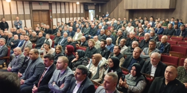 MHP Genel Sekreteri Büyükataman, İnegöl’de STK temsilcileri ve muhtarlarla buluştu