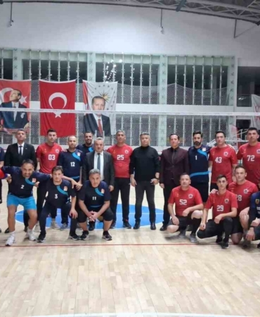 Bozüyük’te Kaymakamlık Kurumlar Arası Voleybol Turnuvası başladı
