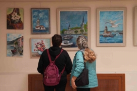 Kartal’da açılan "Atölye No 10 Karma Yağlı Boya Resim Sergisi" ziyaretçilerini bekliyor