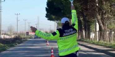 Sakarya’da abartı egzoz denetimleri: 25 araç trafikten men edildi