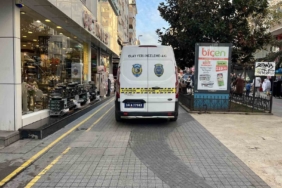 Kafede otururken silahlı saldırıya uğradı