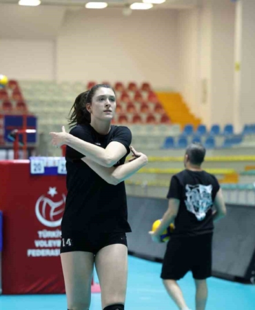 Eczacıbaşı Dynavit, Nilüfer Belediyespor hazırlıklarını tamamladı