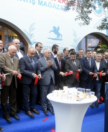 Mudanya Zeytin Kooperatifi satış mağazasını açtı