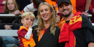 Dries Mertens ve ailesi, RAMS Park’ta