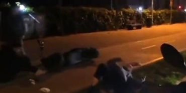 Kaldırımda bir vatandaşa elektrikli scooter çarptı