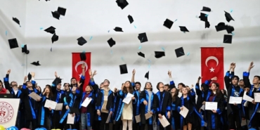 Kırklareli’nde geleceğin teknoloji yıldızları mezun oldu