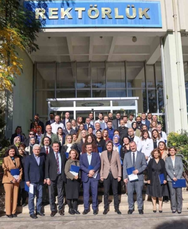 BUÜ’de akademik başarı hızı yükselmeye devam ediyor