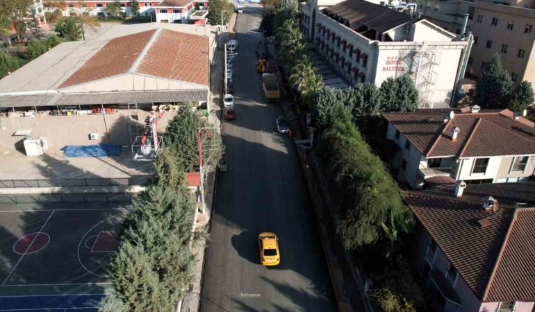 İzmit Şehit Ergün Köncü Caddesi’nde altyapı bitti, asfalt serildi