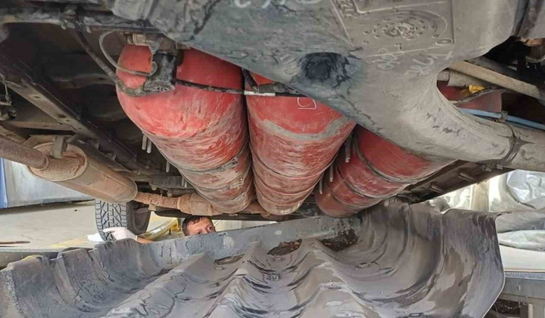 Pazarkule’de LPG tankına gizlenmiş 19 kilo esrar ele geçirildi